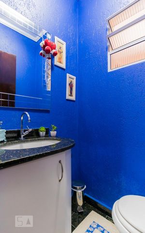 Casa à venda com 95m², 3 quartos e 2 vagas Casa à venda com 95m², 3 quartos e 2 vagasLavabo
