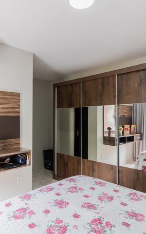 Casa à venda com 95m², 3 quartos e 2 vagas Casa à venda com 95m², 3 quartos e 2 vagasSuíte