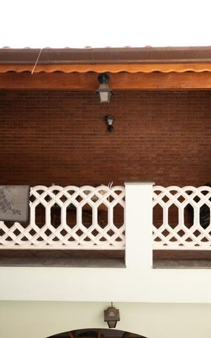 Casa à venda com 190m², 3 quartos e 2 vagas Casa à venda com 190m², 3 quartos e 2 vagasVista do quarto 3