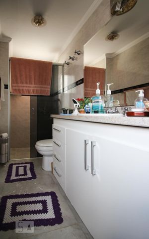 Apartamento à venda com 110m², 3 quartos e 2 vagasBanheiro da Suíte 
