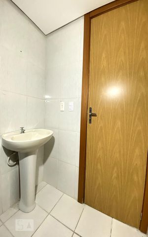 Apartamento para alugar com 45m², 2 quartos e 1 vagaBanheiro