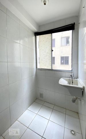 Apartamento para alugar com 45m², 2 quartos e 1 vagaÁrea de Serviço