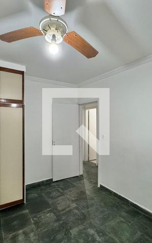 Casa à venda com 45m², 1 quarto e sem vaga Casa à venda com 45m², 1 quarto e sem vagaQuarto
