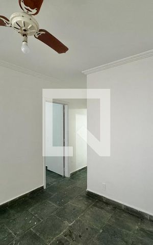 Casa à venda com 45m², 1 quarto e sem vaga Casa à venda com 45m², 1 quarto e sem vagaSala