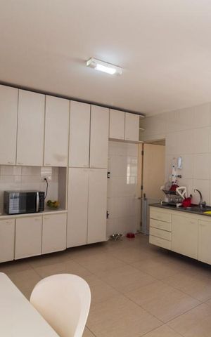 Casa à venda com 160m², 3 quartos e 2 vagasCozinha
