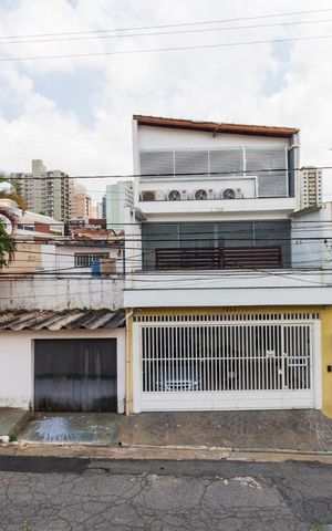 Casa à venda com 160m², 3 quartos e 2 vagasVista