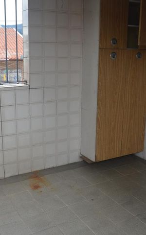 Casa para alugar com 75m², 2 quartos e 1 vagaÁrea de Serviço