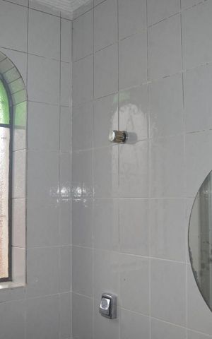 Casa para alugar com 75m², 2 quartos e 1 vagaBanheiro