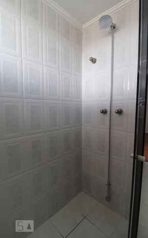 Apartamento à venda com 168m², 4 quartos e 2 vagas Apartamento à venda com 168m², 4 quartos e 2 vagasBanheiro suite 1 - chuveiro