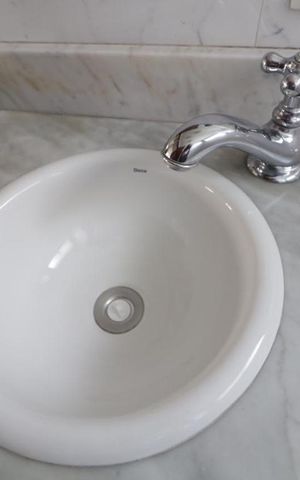 Apartamento à venda com 168m², 4 quartos e 2 vagas Apartamento à venda com 168m², 4 quartos e 2 vagasLavabo - pia