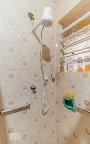 Apartamento à venda com 156m², 3 quartos e sem vagaBanheiro