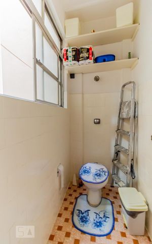 Apartamento à venda com 156m², 3 quartos e sem vagaBanheiro de Serviço
