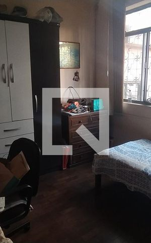 Casa à venda com 385m², 8 quartos e sem vaga