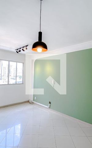 Apartamento à venda com 49m², 2 quartos e 1 vagaSala