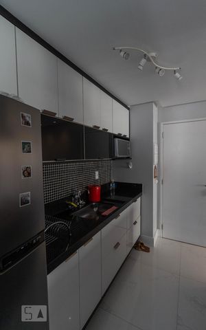 Apartamento à venda com 61m², 2 quartos e 1 vaga Apartamento à venda com 61m², 2 quartos e 1 vagaCozinha