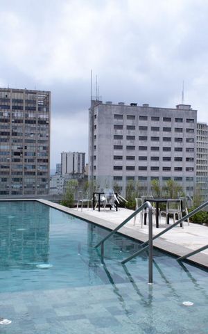 Studio para alugar com 35m², 1 quarto e sem vaga Studio para alugar com 35m², 1 quarto e sem vagaPiscina