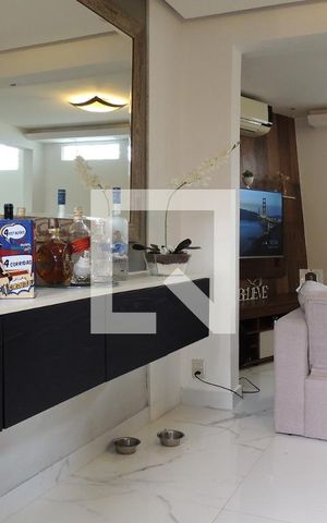 Casa de condomínio à venda com 200m², 2 quartos e 3 vagasSala 