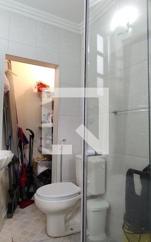 Casa de condomínio à venda com 200m², 2 quartos e 3 vagas