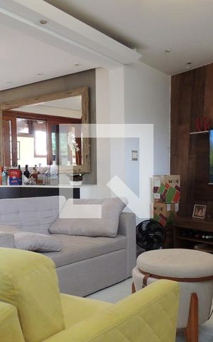 Casa de condomínio à venda com 200m², 2 quartos e 3 vagasSala 
