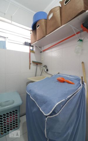 Casa à venda com 200m², 4 quartos e 3 vagas Casa à venda com 200m², 4 quartos e 3 vagasArea de serviço