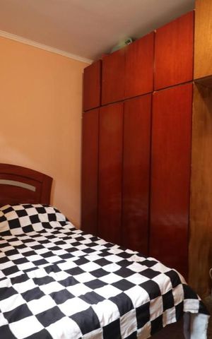 Casa à venda com 200m², 4 quartos e 3 vagas Casa à venda com 200m², 4 quartos e 3 vagasQuarto 1