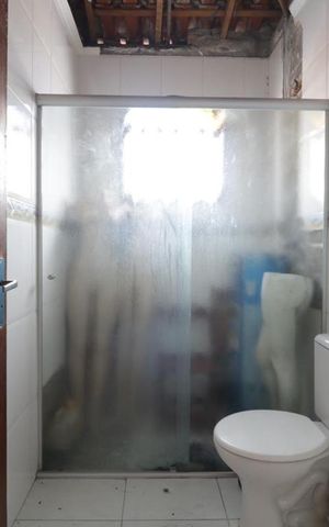 Casa à venda com 200m², 4 quartos e 3 vagas Casa à venda com 200m², 4 quartos e 3 vagasBanheiro 2