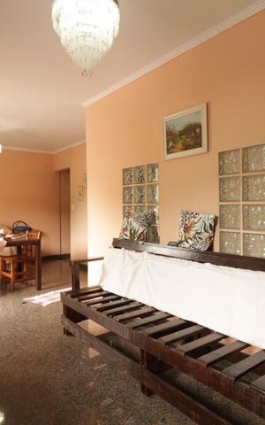 Casa à venda com 200m², 4 quartos e 3 vagas Casa à venda com 200m², 4 quartos e 3 vagascasa 1 - Sala