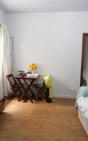 Casa à venda com 200m², 4 quartos e 3 vagas Casa à venda com 200m², 4 quartos e 3 vagasSala - casa 2