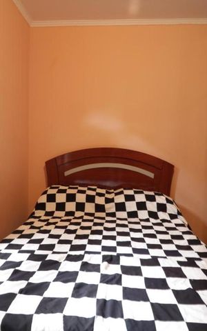 Casa à venda com 200m², 4 quartos e 3 vagas Casa à venda com 200m², 4 quartos e 3 vagasQuarto 1