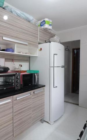 Casa à venda com 200m², 4 quartos e 3 vagas Casa à venda com 200m², 4 quartos e 3 vagasCozinha