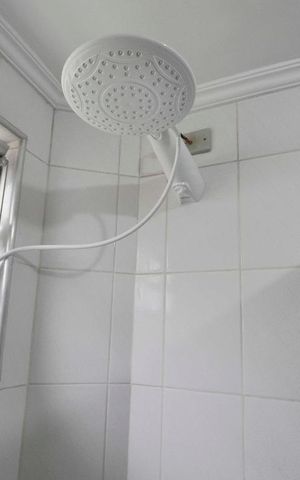 Apartamento para alugar com 80m², 2 quartos e 1 vagaChuveiro