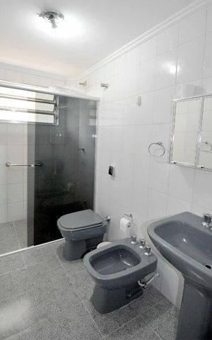 Apartamento para alugar com 80m², 2 quartos e 1 vagaBanheiro - Torneira