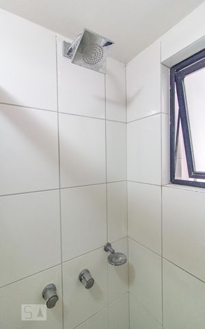 Apartamento para alugar com 62m², 2 quartos e 1 vaga Apartamento para alugar com 62m², 2 quartos e 1 vagaBanheiro