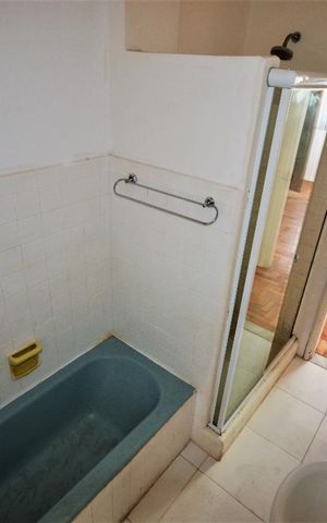 Apartamento para alugar com 60m², 1 quarto e sem vagaBanheiro