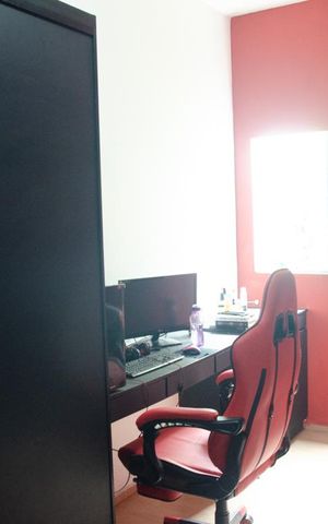 Casa à venda com 130m², 3 quartos e 4 vagasSuite 2
