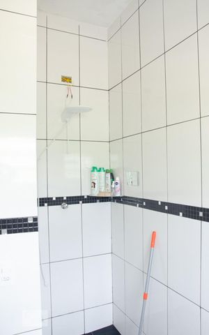 Casa à venda com 130m², 3 quartos e 4 vagasBanheiro da Suíte