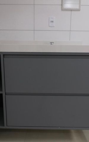 Apartamento para alugar com 52m², 2 quartos e sem vagaBanheiro