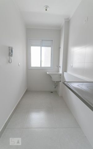 Apartamento para alugar com 42m², 2 quartos e 1 vagaÁrea de Serviço