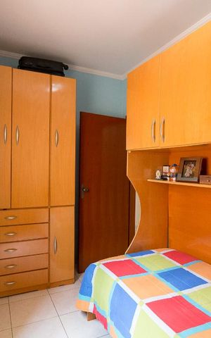 Casa à venda com 183m², 3 quartos e 2 vagasQuarto 1