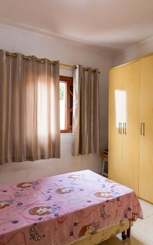 Casa à venda com 183m², 3 quartos e 2 vagasQuarto 2