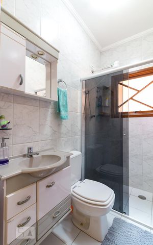 Casa à venda com 183m², 3 quartos e 2 vagasBanheiro social