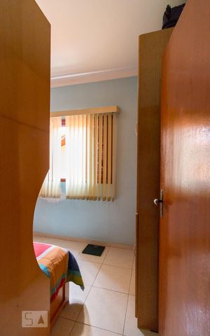 Casa à venda com 183m², 3 quartos e 2 vagasQuarto 1