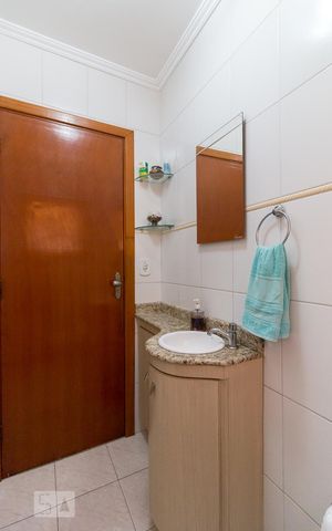 Casa à venda com 183m², 3 quartos e 2 vagasLavabo