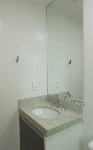 Apartamento à venda com 64m², 2 quartos e 2 vagasBanheiro da Suíte