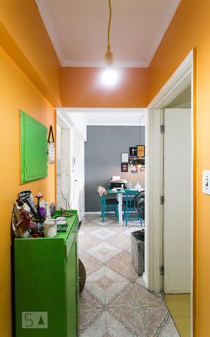 Apartamento à venda com 63m², 2 quartos e sem vagaCorredor
