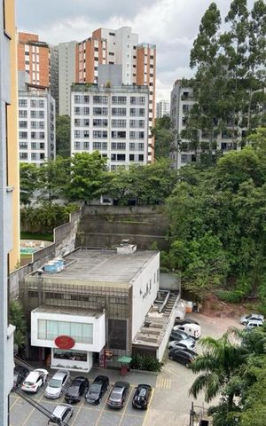 Apartamento à venda com 160m², 4 quartos e 3 vagas Apartamento à venda com 160m², 4 quartos e 3 vagasVista da Sala