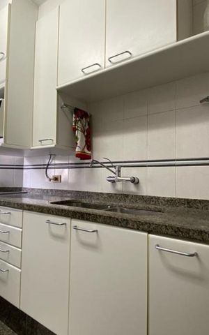 Apartamento à venda com 160m², 4 quartos e 3 vagas Apartamento à venda com 160m², 4 quartos e 3 vagasCozinha