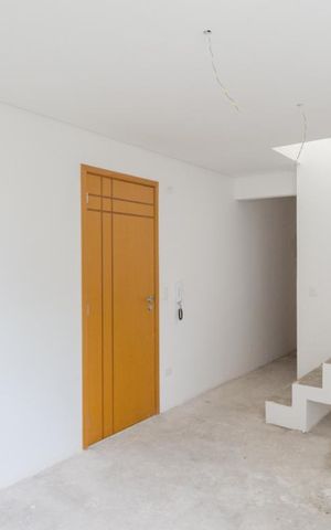 Apartamento à venda com 114m², 2 quartos e 1 vaga Apartamento à venda com 114m², 2 quartos e 1 vagaSala