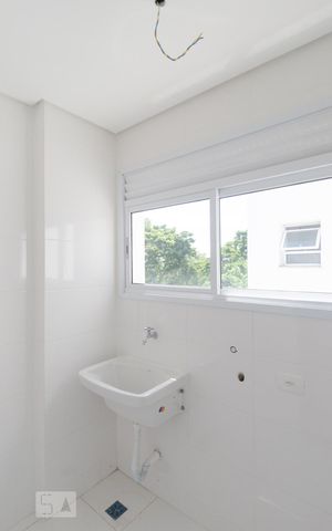 Apartamento à venda com 114m², 2 quartos e 1 vaga Apartamento à venda com 114m², 2 quartos e 1 vagaÁrea de serviço