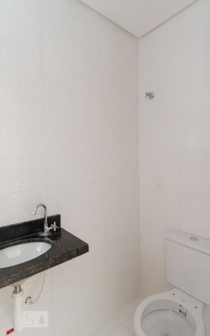 Apartamento à venda com 114m², 2 quartos e 1 vaga Apartamento à venda com 114m², 2 quartos e 1 vagaBanheiro da suíte